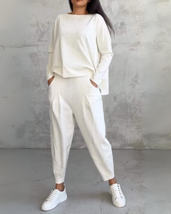 Colline | Two-Piece Lounge Set with a Wide Neckline and Cuffed Trousers