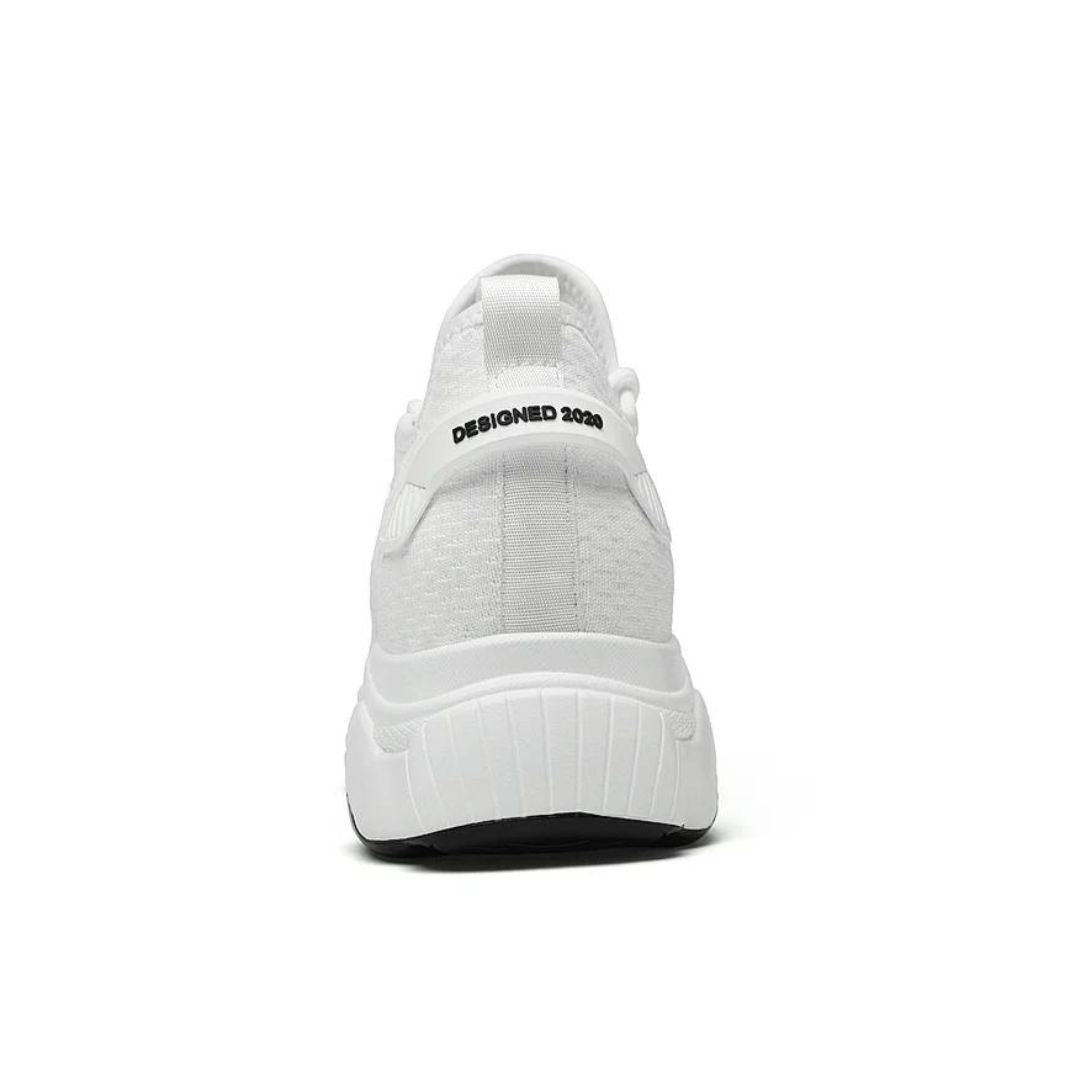 Clyde | Height-Boosting Trainer