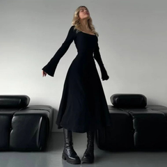 Cilicia | Graceful A-Line Maxi Dress with a Square Neckline