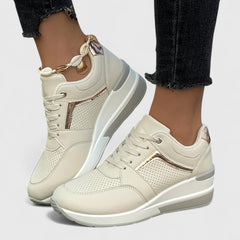 Novyssa | Everyday Orthopedic Shoe with Arch Support and a Shock-Absorbing Sole