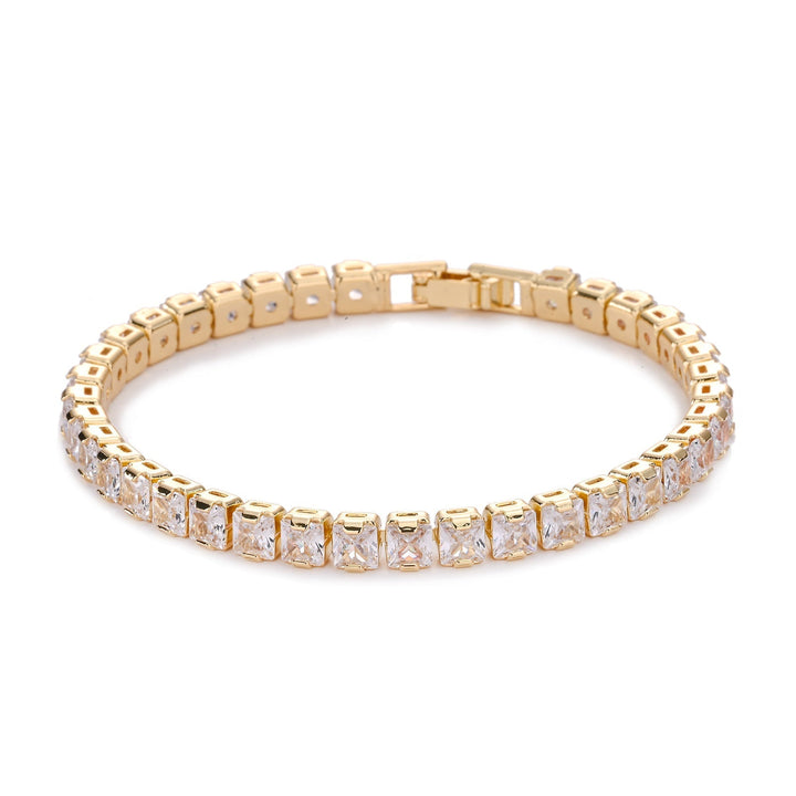 Women's Elegant Chain Diamond Tennis Bracelet - Gold