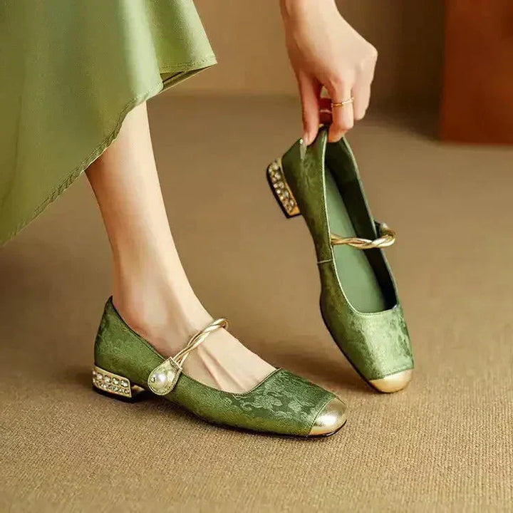 Françoise | Classic Strap Shoe