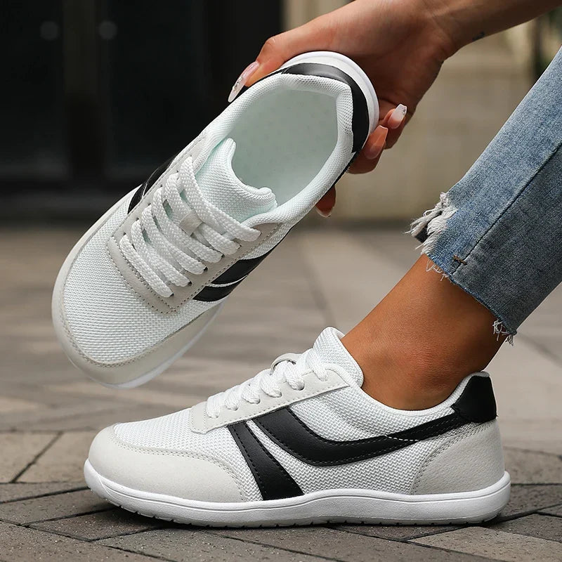 Women's Wide Fit Orthopedic Breathable Toe Shoe Sneakers - White/Black