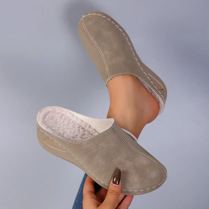 Perrine | Slip-On Clog