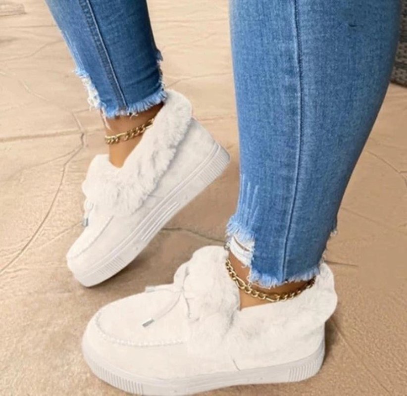 Women's Faux Suede Velvet-Lined Winter Fur Boots - White