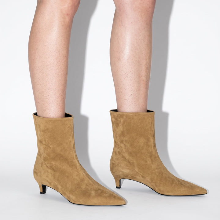 Women's Suede Pointed Toe Kitten Heel Boots