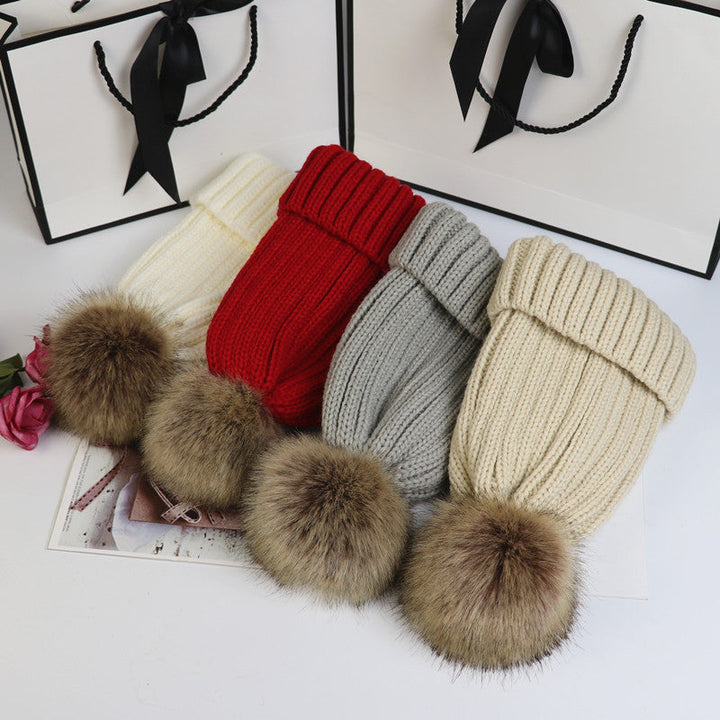 Women's Classic Pom Crochet Beanie