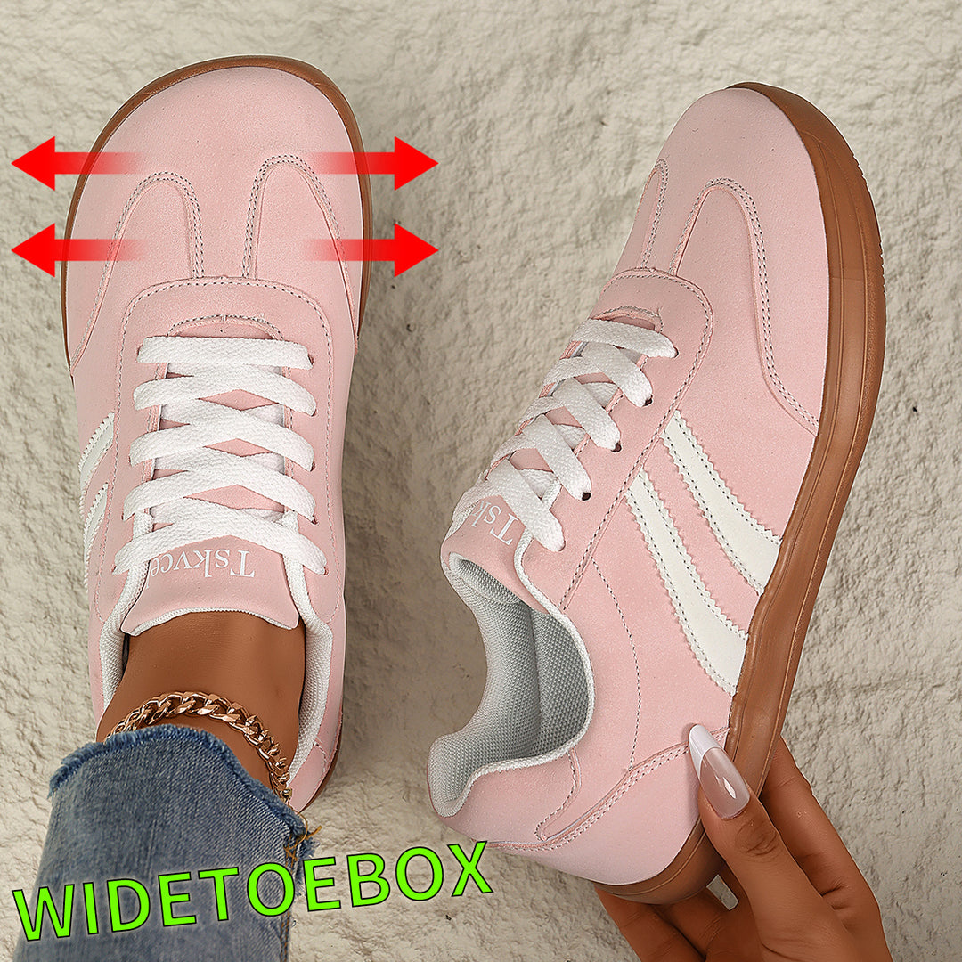 Women's Flat Lace Up Wide Toe Box Sneakers