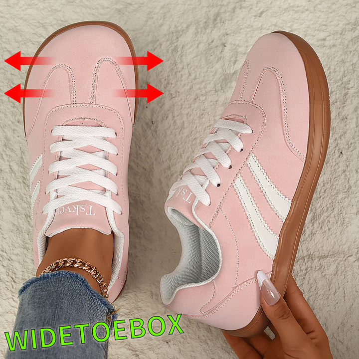 Women's Flat Lace Up Wide Toe Box Sneakers