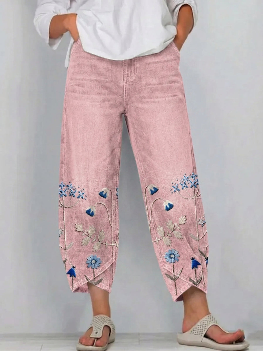 Quintine | Floral-Embroidered Trouser