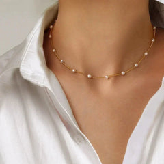 Daphne | Women's Stylish Pearl Necklace