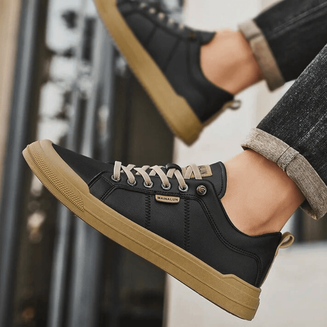 Logan | Classic Trainer