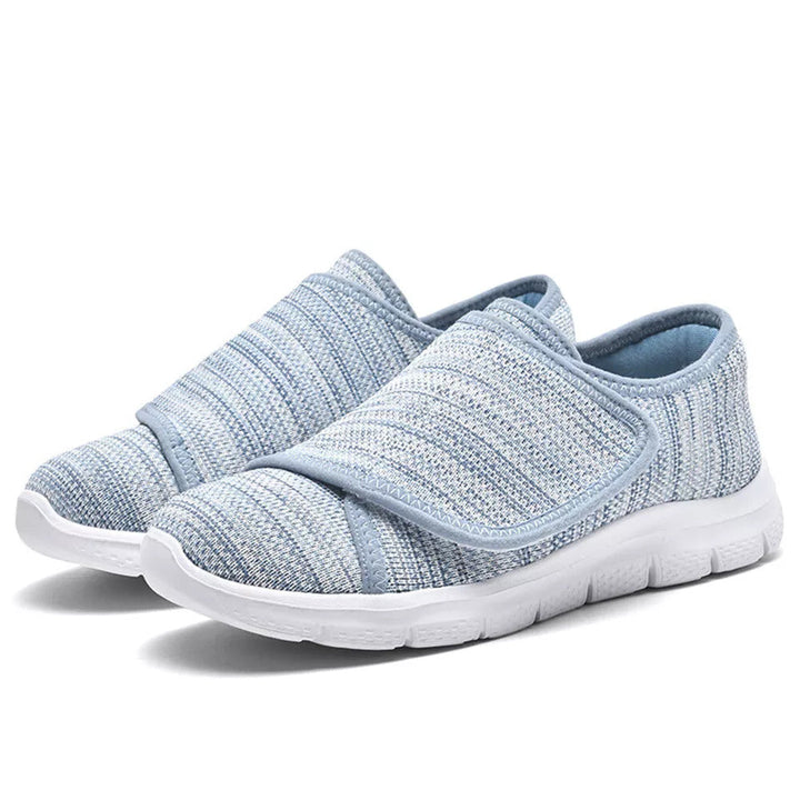Women's Casual Wide Fit Slippers - Blue